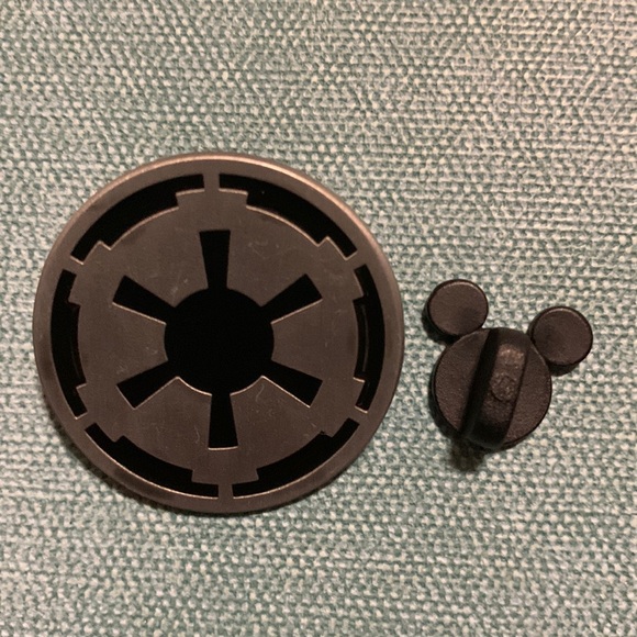 Star Wars pin - Picture 1 of 1